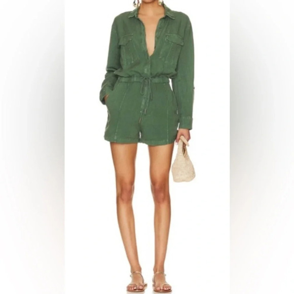 NWT YOUNG FABULOUS & BROKE YFB Linen  Blend Lake Side Romper Sz Xs - Picture 1 of 16